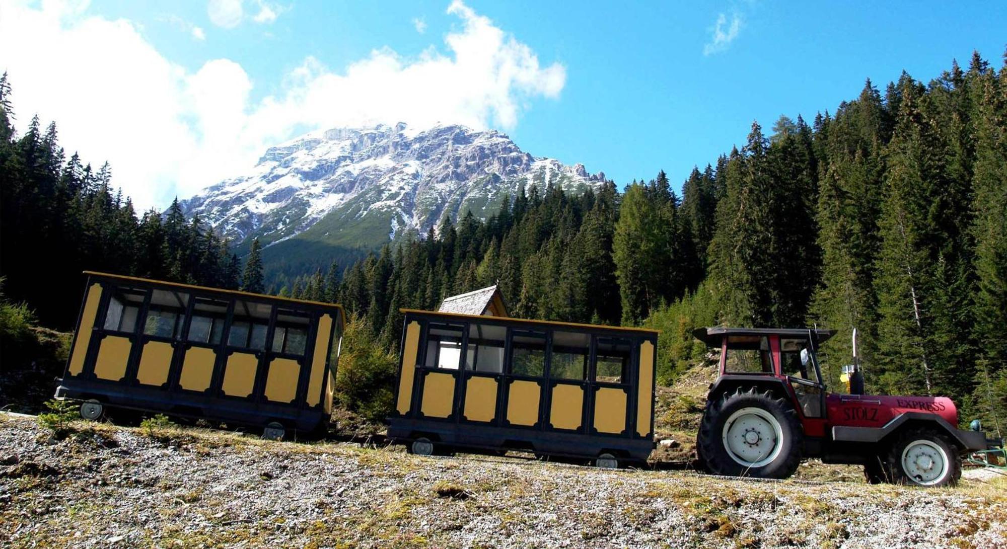 Hotel Stolz Matrei am Brenner Kültér fotó
