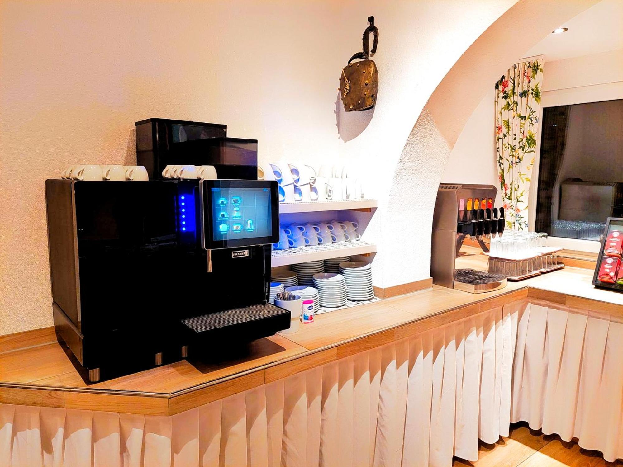 Hotel Stolz Matrei am Brenner Kültér fotó